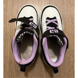 Jordan – Max Aura Sneakers for girls • Sneakers Jordan para niñas •